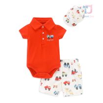 Set de 3 piese body cu guler clasic, broderie, pantaloni și șapcă cu cozoroc Engeneer