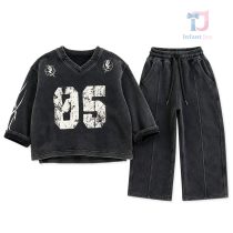 Set de 2 piese modern din bluză/sweatshirt cu imprimeu și pantaloni evazați Blackout