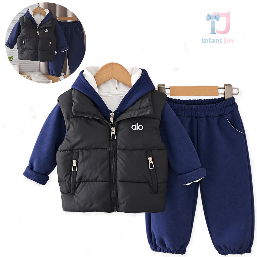 Set vătuit din vestă matlasată, hanorac cu glugă și pantaloni Alo Mode Navi