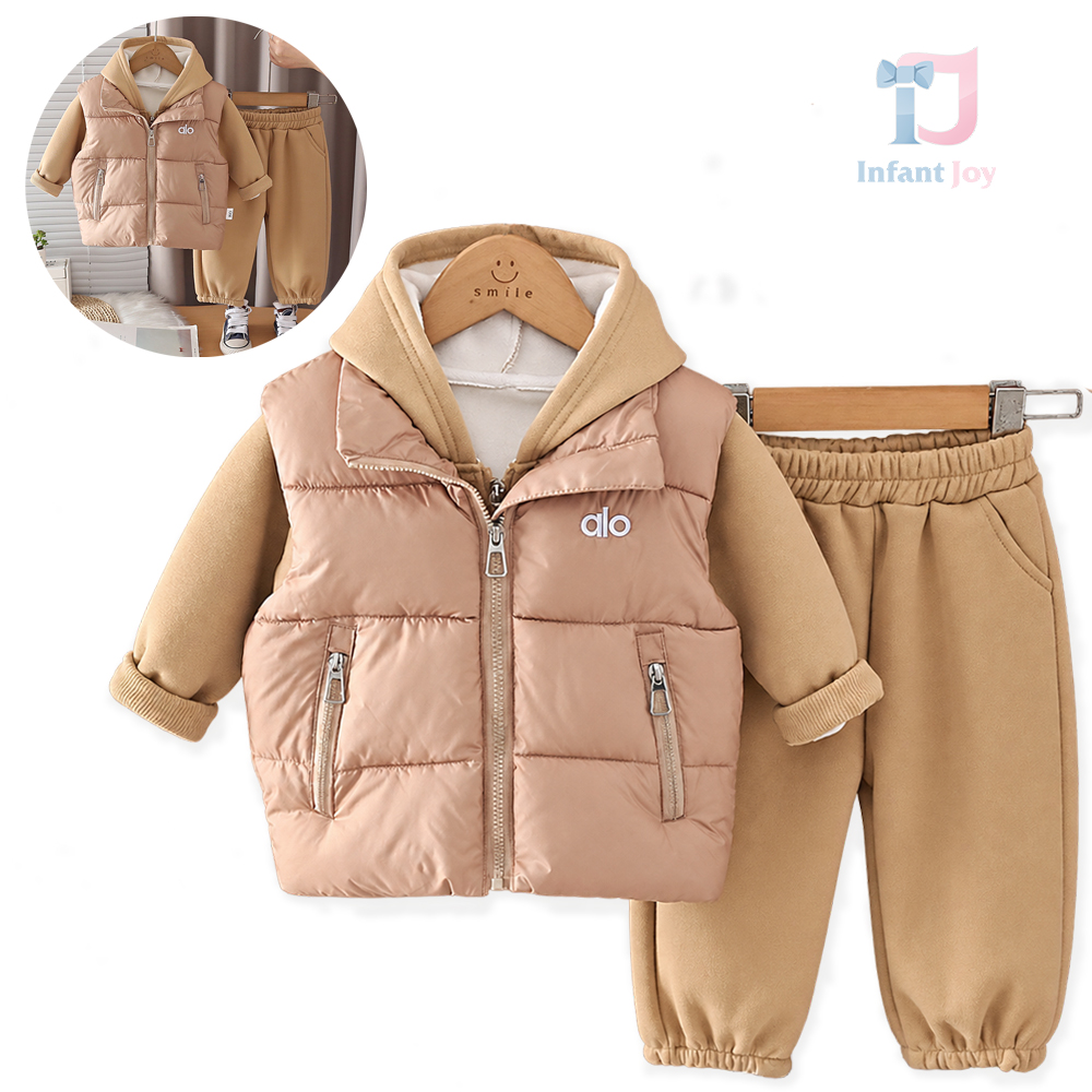 Set de 3 piese din vestă matlasată, hanorac cu glugă și pantaloni Alo Mode